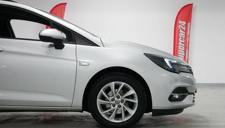 Opel Astra cena 43900 przebieg: 150000, rok produkcji 2020 z Rzepin małe 781